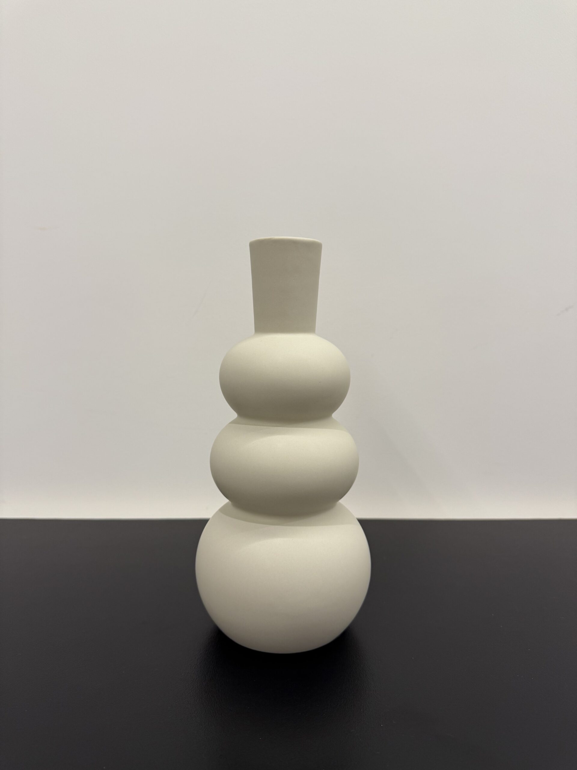 IMG_4115 Glossy Ivory - Image 1