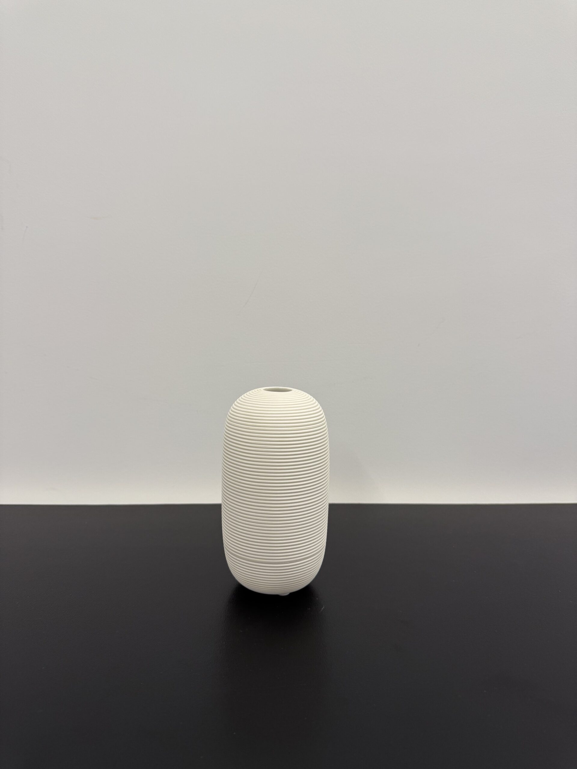 IMG_4142 Stripe Plain Ceramic Vase - Image 1