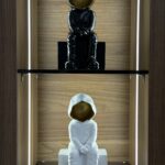 Faceless Sitting Resin Statue